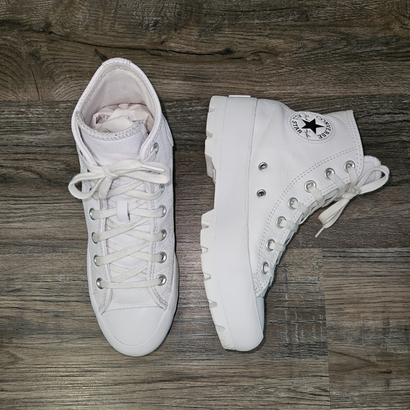 Converse Chuck Taylor All Star High White Lugged Leather - Picture 1 of 6